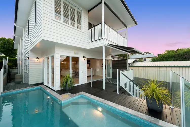 48 Sydney Avenue, Camp Hill QLD 4152