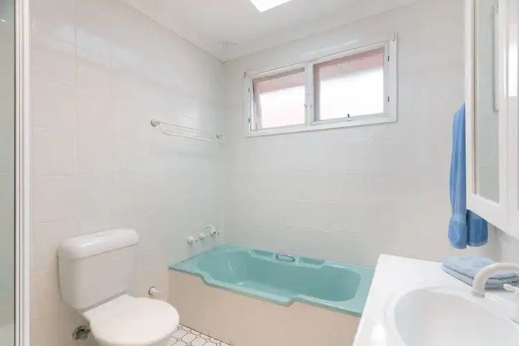 Fifth view of Homely house listing, 32 Reynolds Crescent, Beacon Hill NSW 2100