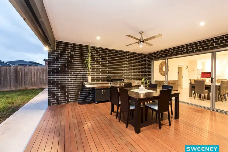 Sixth view of Homely house listing, 7 The Esplanade, Taylors Hill VIC 3037