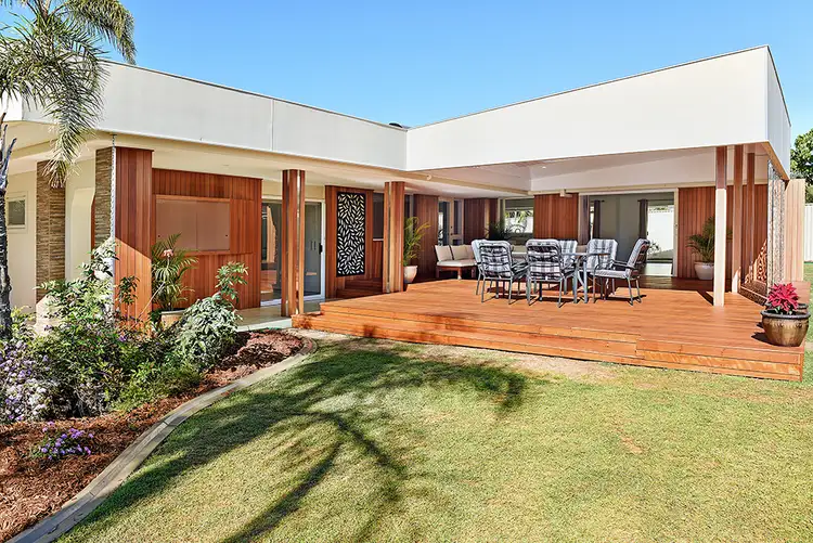 Fifth view of Homely house listing, 7 Lowanna Court, Mermaid Waters QLD 4218