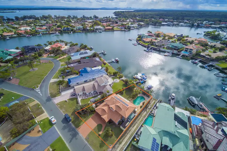 10 Bass Court, Banksia Beach QLD 4507
