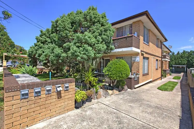 2/18 Hillard Street, Wiley Park NSW 2195