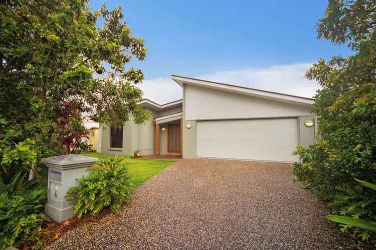 4 Selkirk Way, Peregian Springs QLD 4573