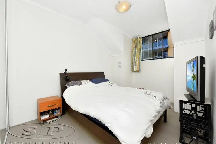 Fourth view of Homely apartment listing, 27/1 The Crescent, Strathfield NSW 2135