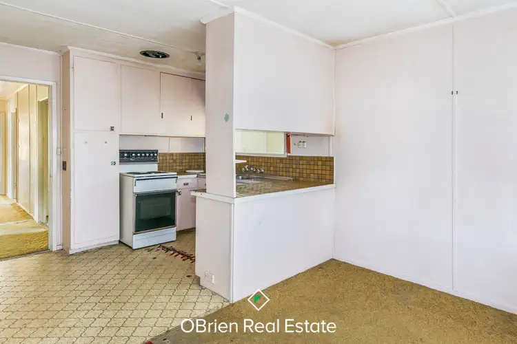 Fifth view of Homely house listing, 4 Bundara Court, Frankston VIC 3199