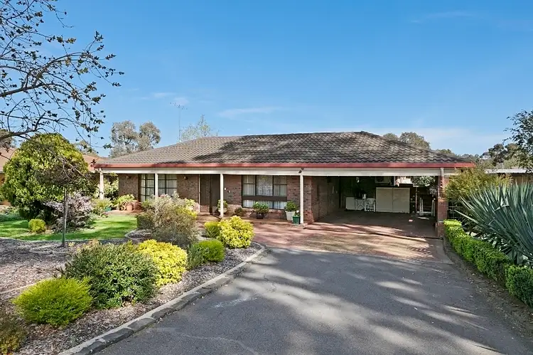 87 Harley Street, Strathdale VIC 3550