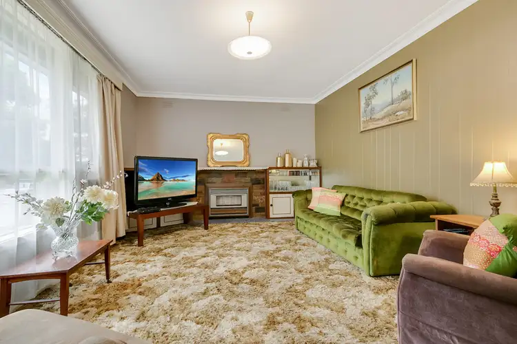 Second view of Homely house listing, 4 Boronia Close, Frankston VIC 3199