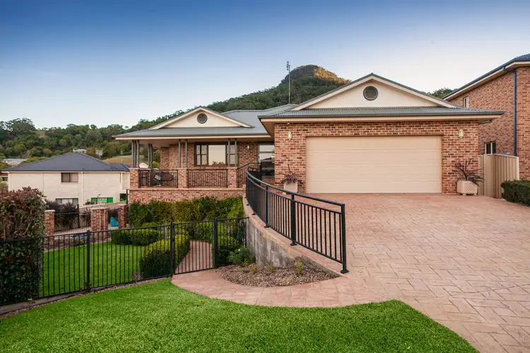 19 Ridgecrest, Cordeaux Heights NSW 2526