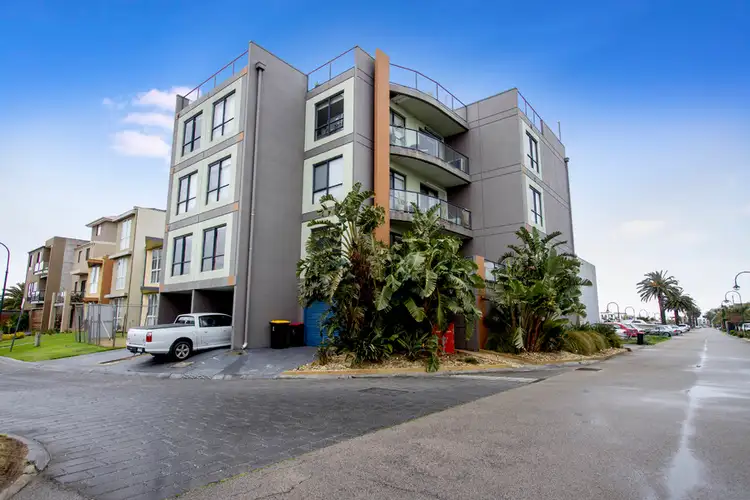 2/17-19 Northshore Drive, Patterson Lakes VIC 3197