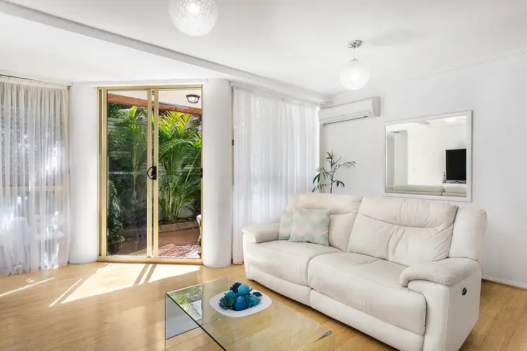 Second view of Homely apartment listing, 2/7 Francis Street, Dee Why NSW 2099