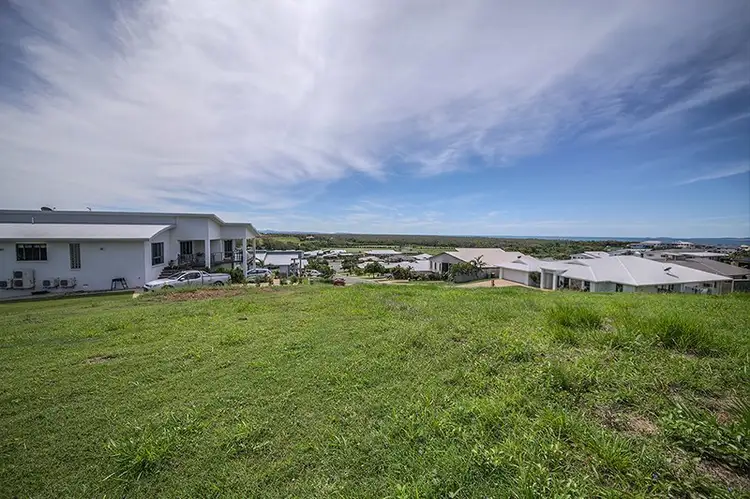 17 Barrington Court, Pacific Heights QLD 4703