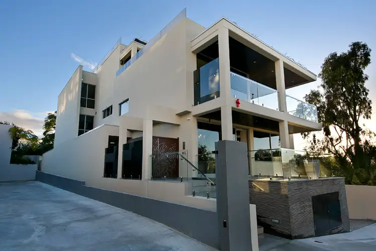 2/26 Banksia Terrace, South Perth WA 6151