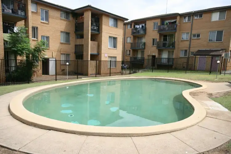 16/5-7 Hoddle Avenue, Campbelltown NSW 2560