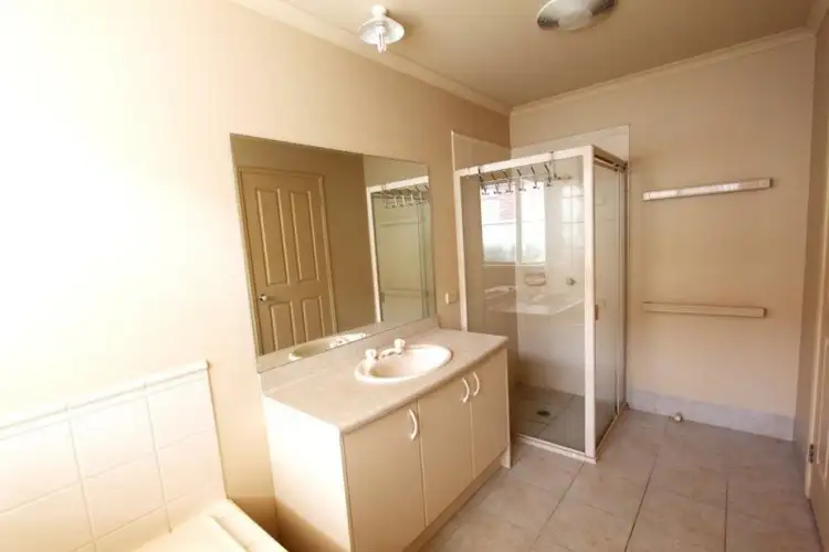 Sixth view of Homely house listing, 3 Sandalwood Circuit, Tarneit VIC 3029