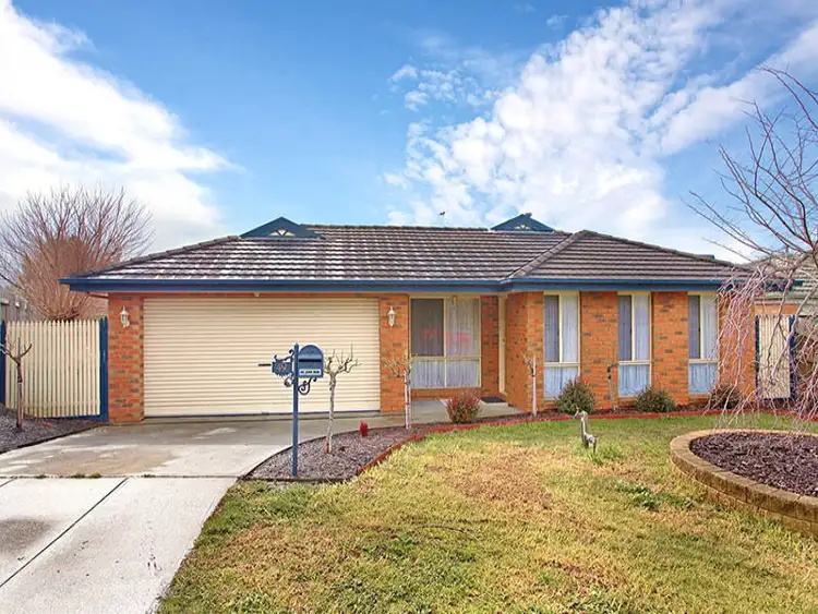 49 Kinlora Drive, Somerville VIC 3912