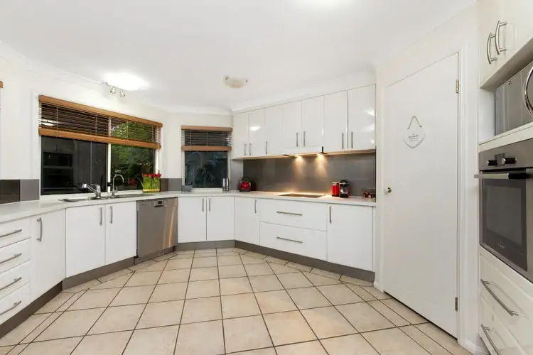 Fifth view of Homely house listing, 10 Willow Place, Carindale QLD 4152