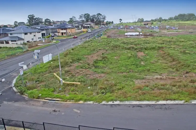 Lot 3168 Crn Of Affleck Gardens & Kingsford Smith Avenue, Middleton Grange NSW 2171