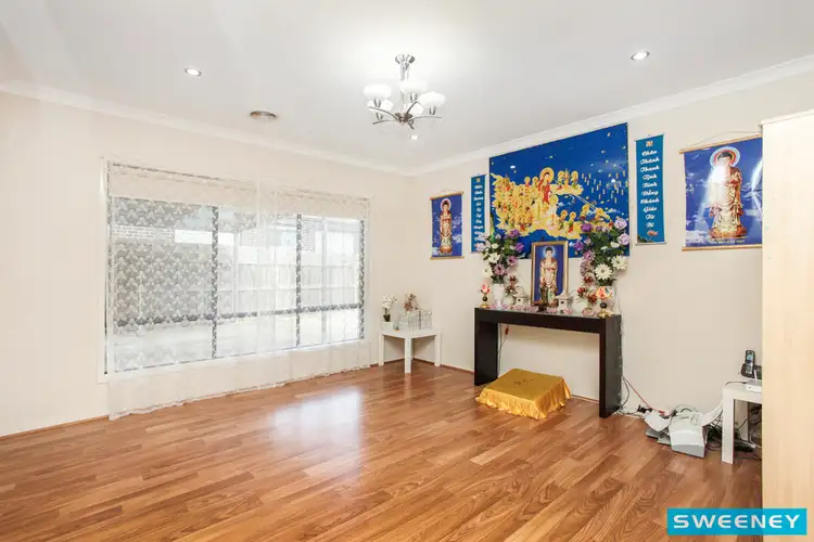 Second view of Homely house listing, 3 Albert Court, Burnside Heights VIC 3023