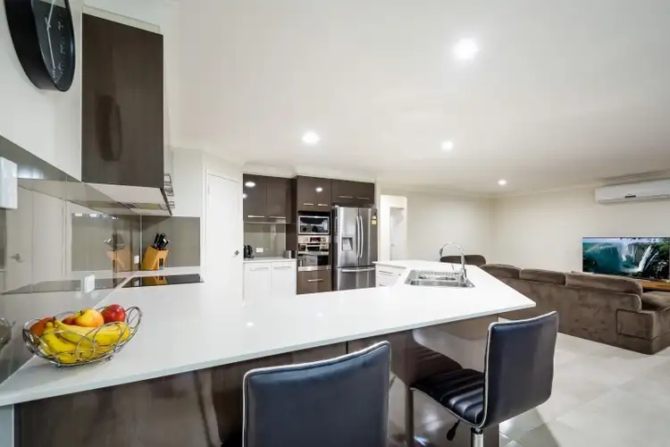 Sixth view of Homely house listing, 2 MACULAN Crescent, Westbrook QLD 4350