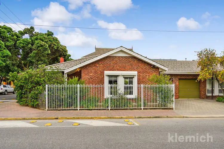 1/5 St Johns Row, Glenelg SA 5045