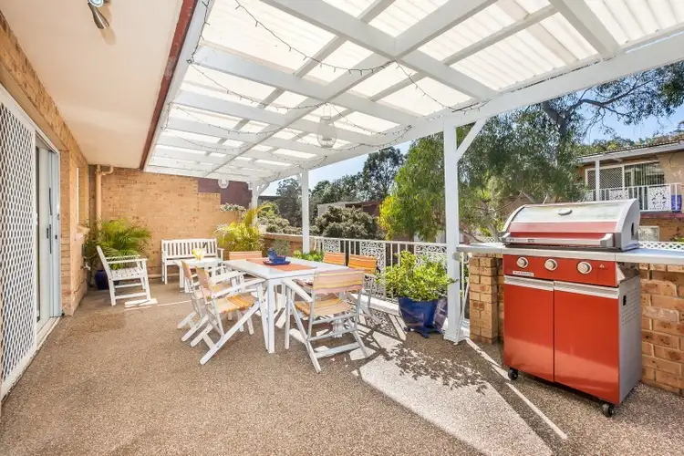 Main view of Homely unit listing, 2/4-6 Railway Crescent, Jannali NSW 2226