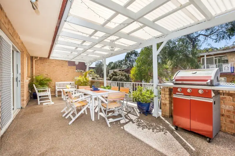 Main view of Homely unit listing, 2/4-6 Railway Crescent, Jannali NSW 2226