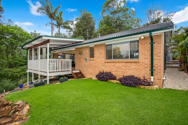 21 Meluca Crescent, Hornsby Heights NSW 2077