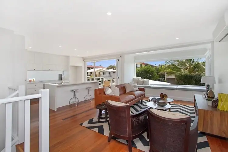22 Venice Street, Mermaid Beach QLD 4218
