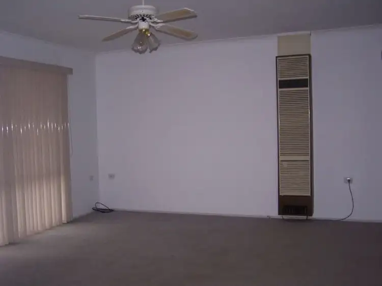 Fourth view of Homely house listing, 2 Lady Beverley Circuit, Somerville VIC 3912