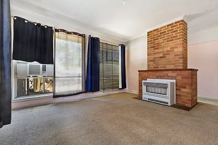 Second view of Homely house listing, 2 Louis Street, Long Gully VIC 3550