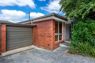 2/32 Barkly Street, Box Hill VIC 3128