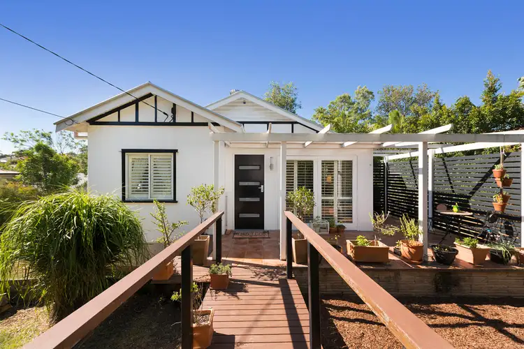 35 Sterculia Avenue, Holland Park West QLD 4121