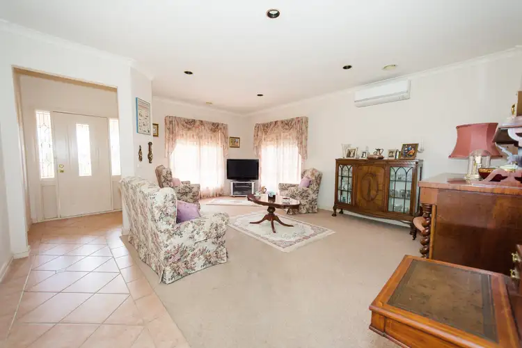 Second view of Homely townhouse listing, 4 Lachlan Crescent, Echuca VIC 3564