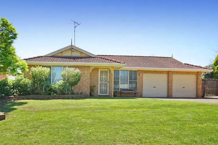 1 McEwan Circuit, Mount Annan NSW 2567