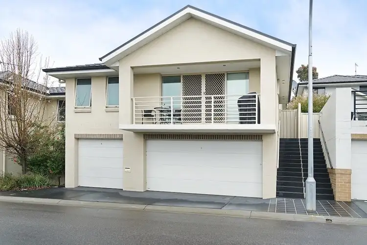 2/11 Stipa Lane, Mount Annan NSW 2567