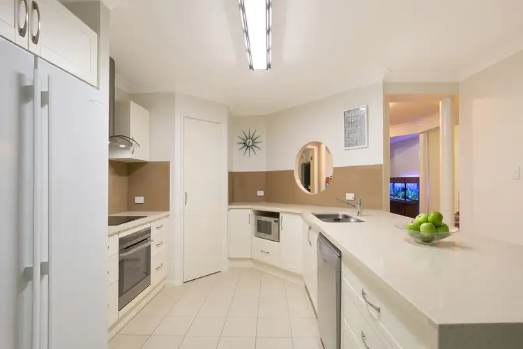 Second view of Homely house listing, 7 Maryland Place, Parkinson QLD 4115