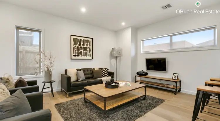Second view of Homely townhouse listing, 2/62 Broadway, Bonbeach VIC 3196