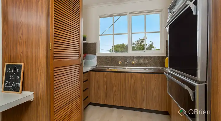 Fourth view of Homely unit listing, 1/25 Ti Tree Grove East, Parkdale VIC 3195