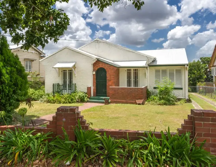 14 Lamette Street, Holland Park QLD 4121