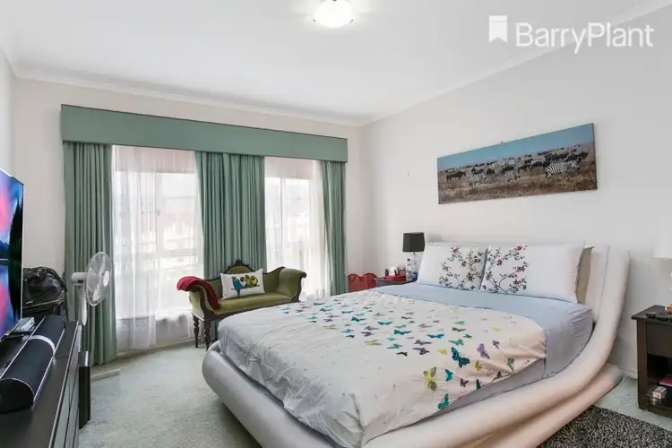 Fourth view of Homely house listing, 5 Davison Way, Berwick VIC 3806