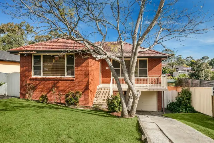 15 St Johns Avenue, Mangerton NSW 2500