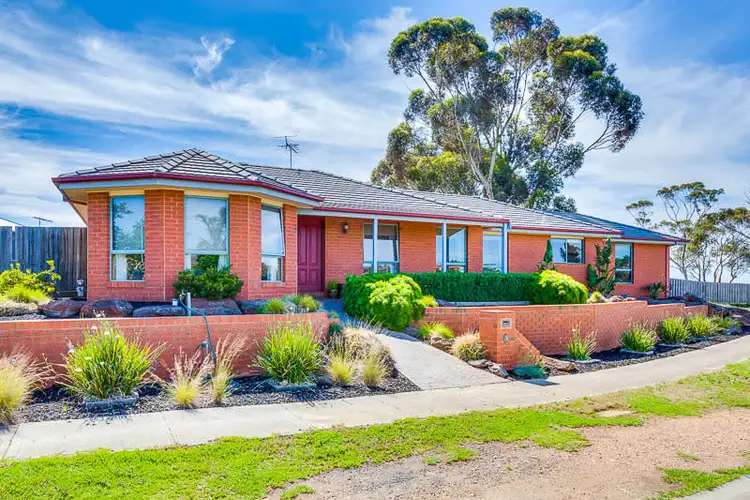 8 Hamilton Court, Bacchus Marsh VIC 3340