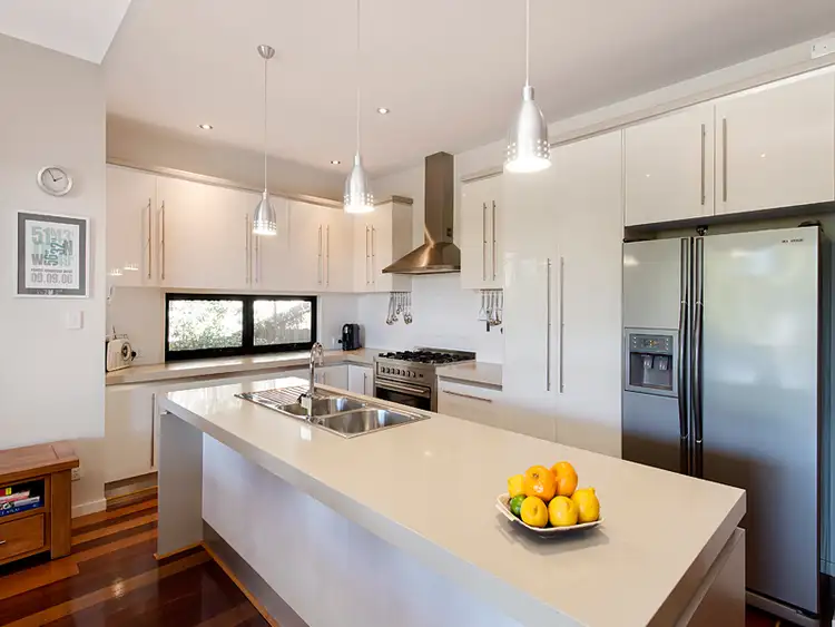 Second view of Homely house listing, 39 Goodenia Crescent, Seventeen Mile Rocks QLD 4073