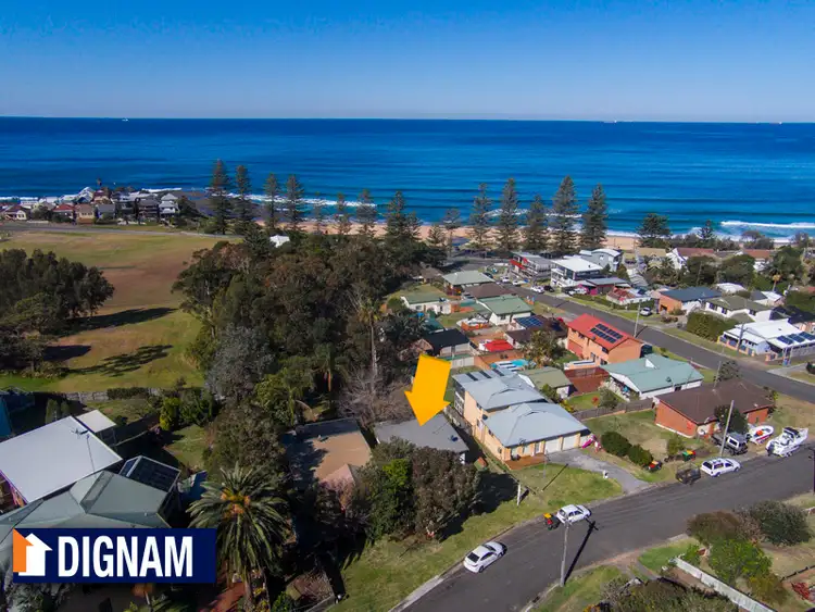 Second view of Homely house listing, 10 Elanora Place, Coledale NSW 2515