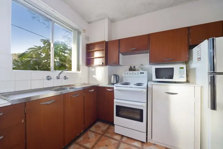 Second view of Homely unit listing, 5/30 Elaine Avenue, Avalon Beach NSW 2107