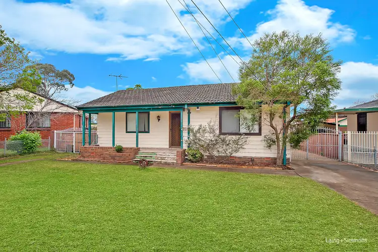 3 Magellan Avenue, Lethbridge Park NSW 2770