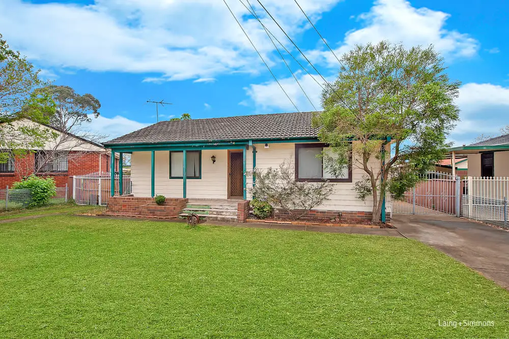Main view of Homely house listing, 3 Magellan Avenue, Lethbridge Park NSW 2770