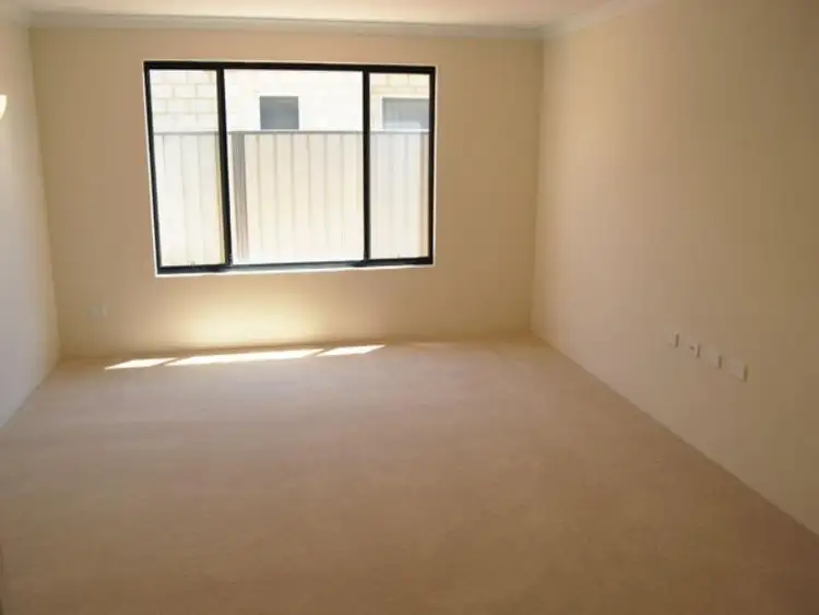 Fourth view of Homely house listing, 18 Colreavy Ramble, Baldivis WA 6171
