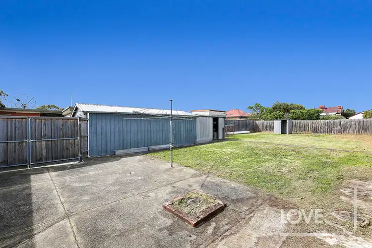 Sixth view of Homely house listing, 5 Glasgow Avenue, Reservoir VIC 3073