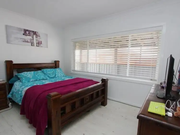 Sixth view of Homely house listing, 5 Francis Street, Goulburn NSW 2580